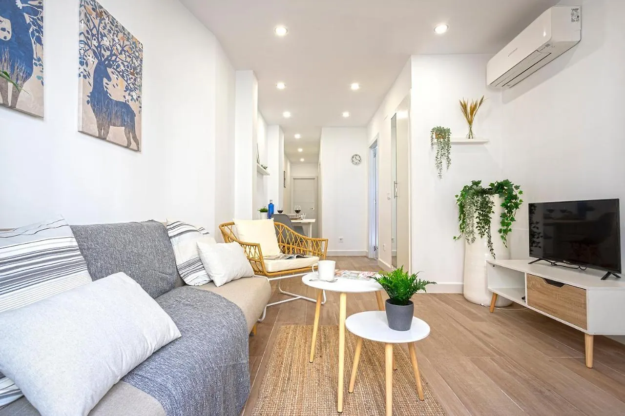 Malgi Apartment - Malaga City Centre Spain